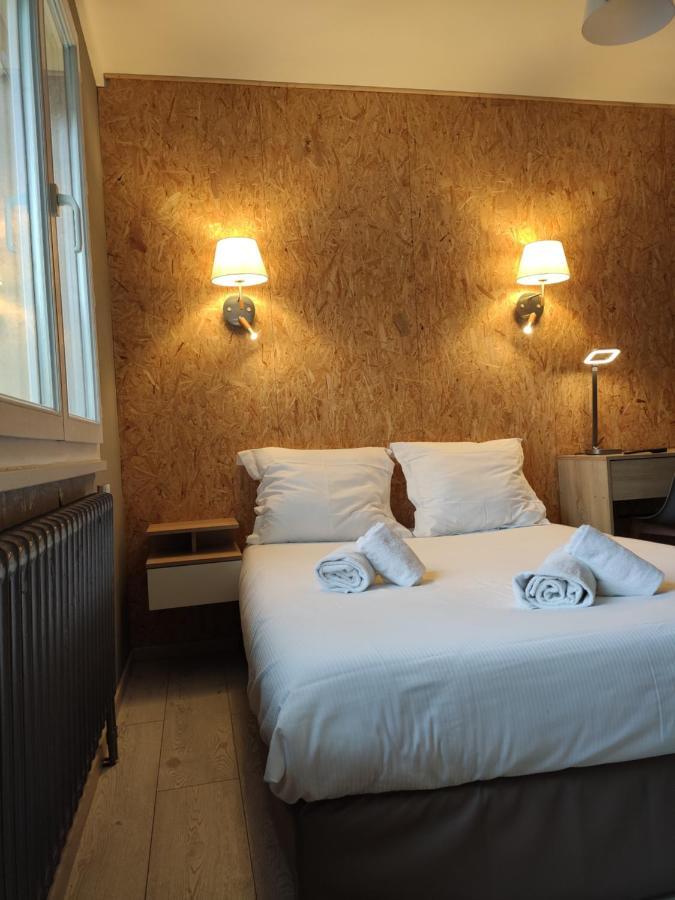 Bar Hotel Du Centre Montrevel-en-Bresse Esterno foto