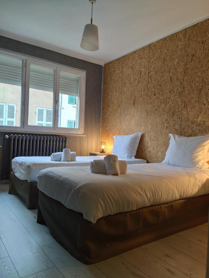 Bar Hotel Du Centre Montrevel-en-Bresse Esterno foto